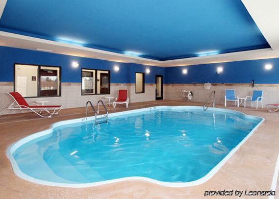 Comfort Inn & Suites Near Bethel College Newton Bekvämligheter bild